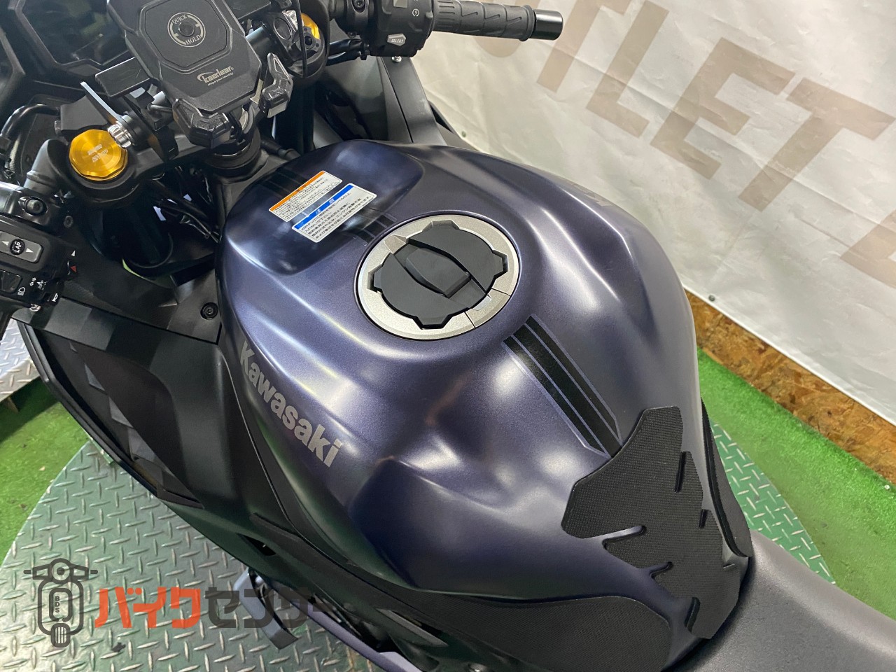 カワサキ Ninja ZX-25R SE 2025年式モデル USBポート 販売店保証付き