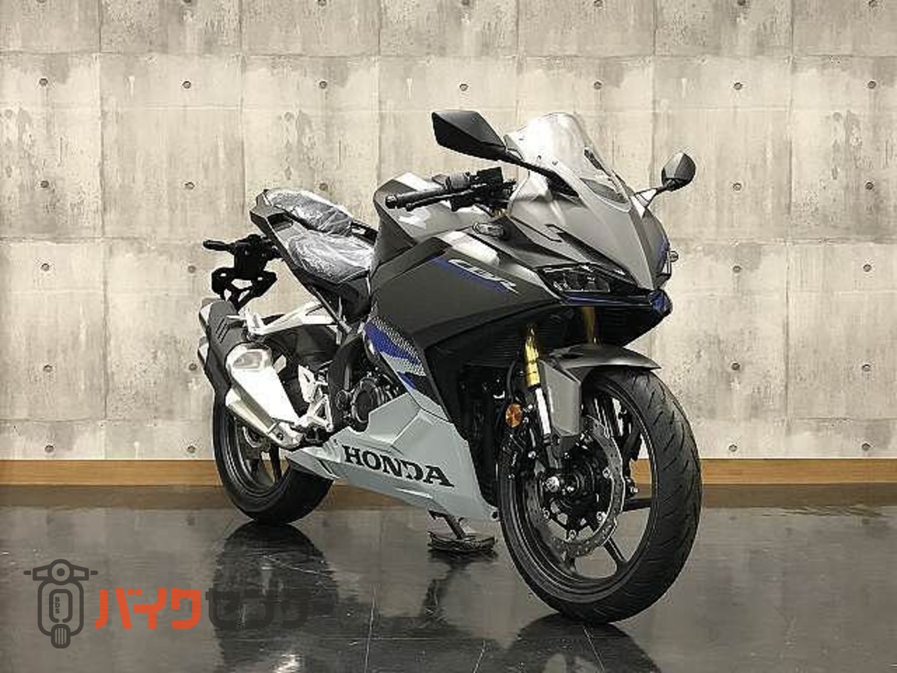 ホンダ CBR250RR 2025年モデル マットビュレットシルバー B715325| BDS