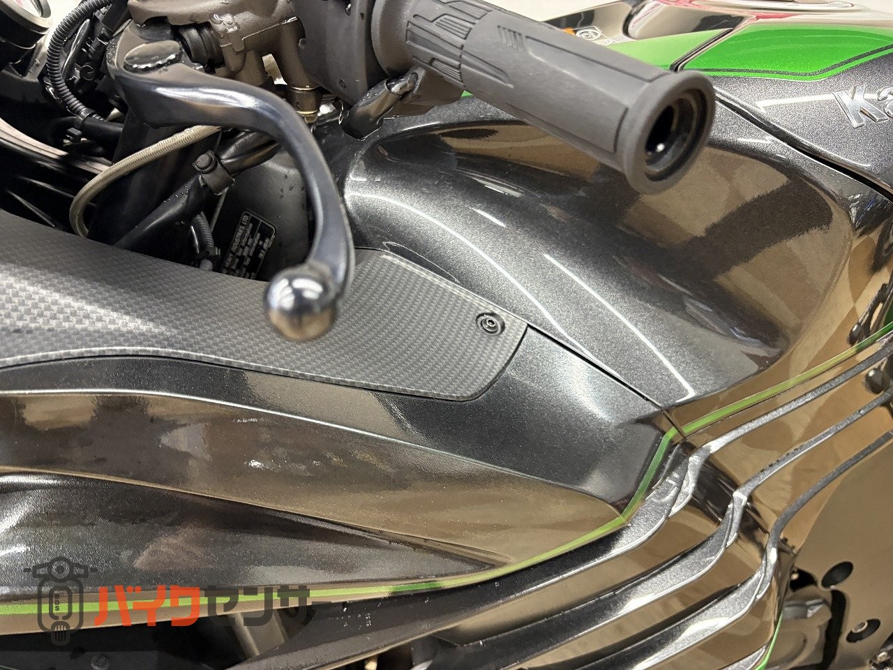 カワサキ NINJA ZX－14R ハイグレード ハリケーン製ハンドル