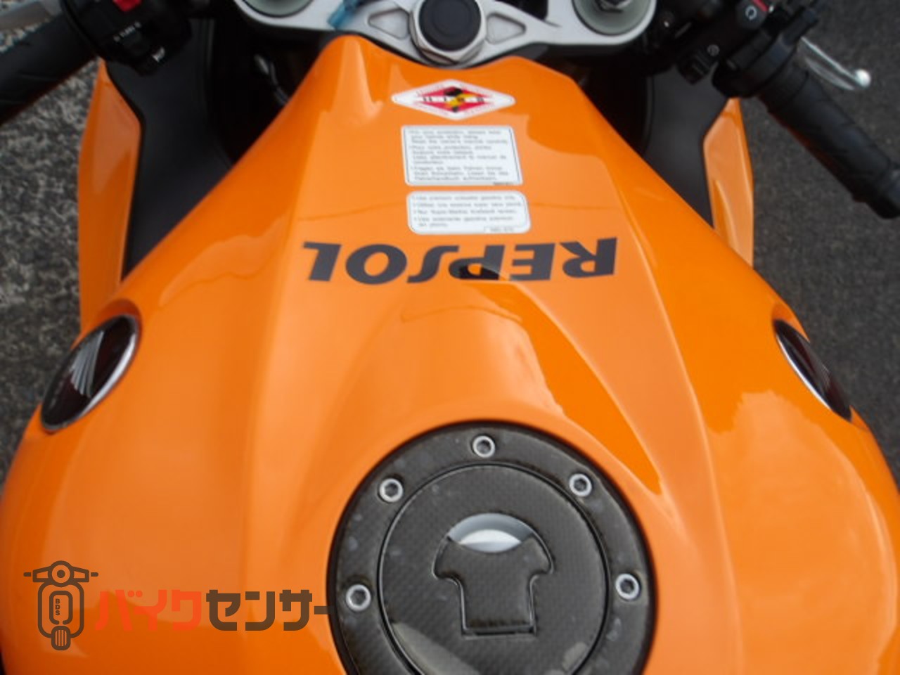 cbr1000rr sc59 シングルシート　レプソル ホンダ CBR1000RR 逆車 2009モデル シングルシート スライダー