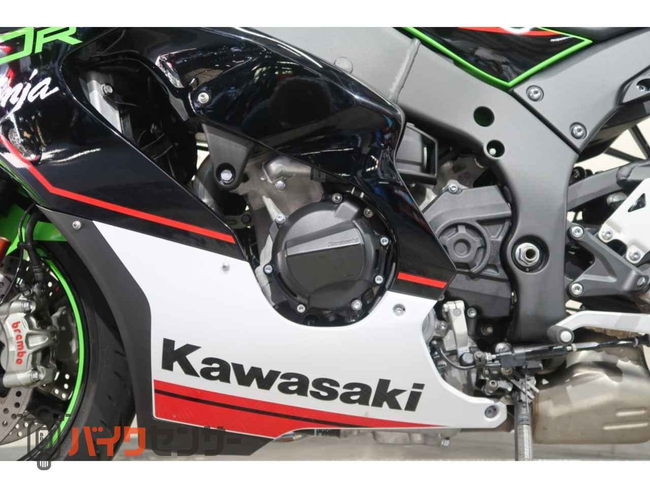 カワサキ Ninja ZX-10R ZXT02L KRT EDITION 純正ETC USB1ポート
