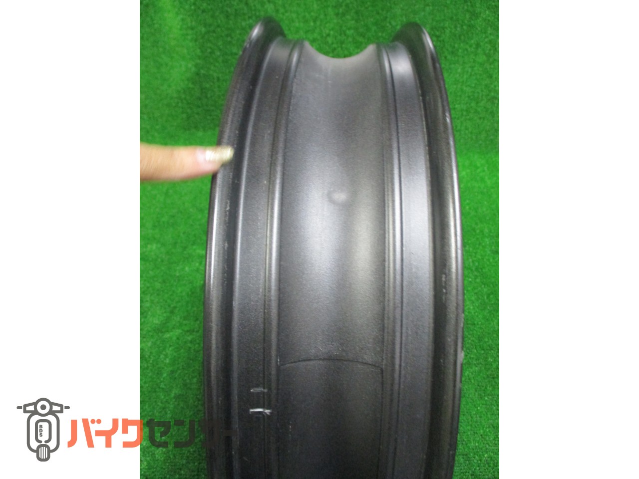 フロントホイール CB400SF VTEC NC42後期 44650-MFM-COOZA 純正