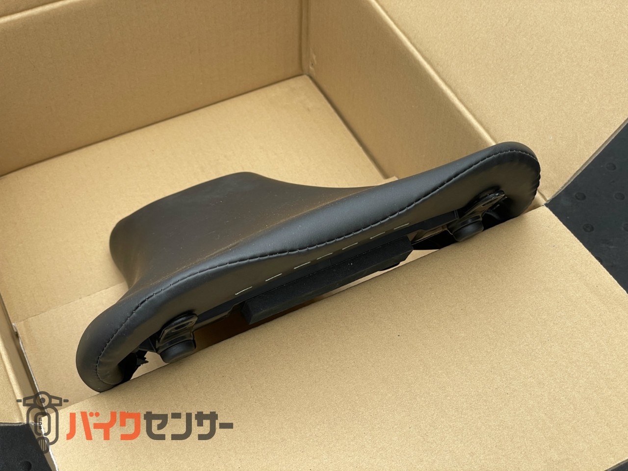 GSX-R125/GSX-S125 純正シート前後 P006985| BDSバイクセンサー