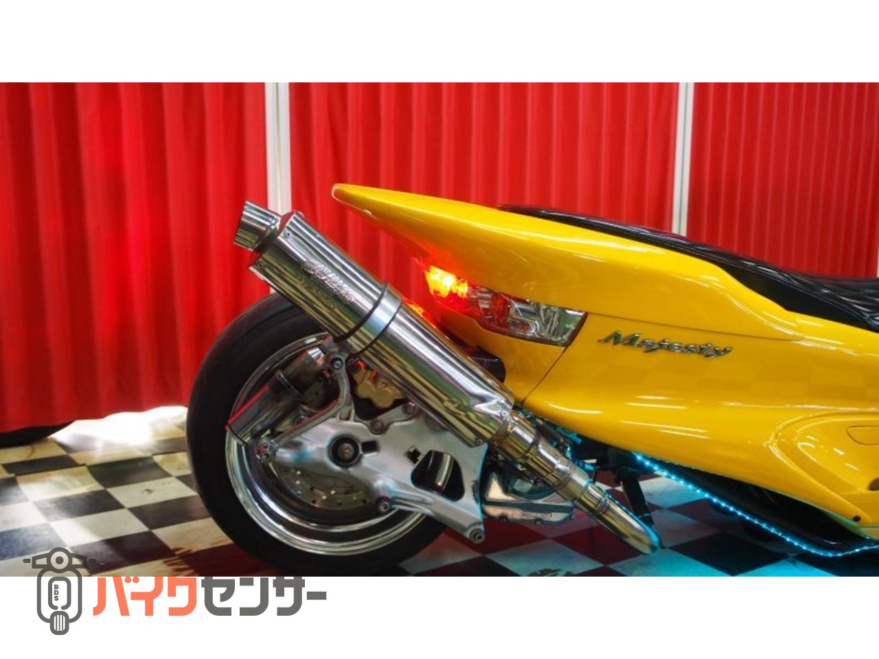 マジェc（SG03J）テールカウル②黄（塗装用） マジェc（SG03J）テール