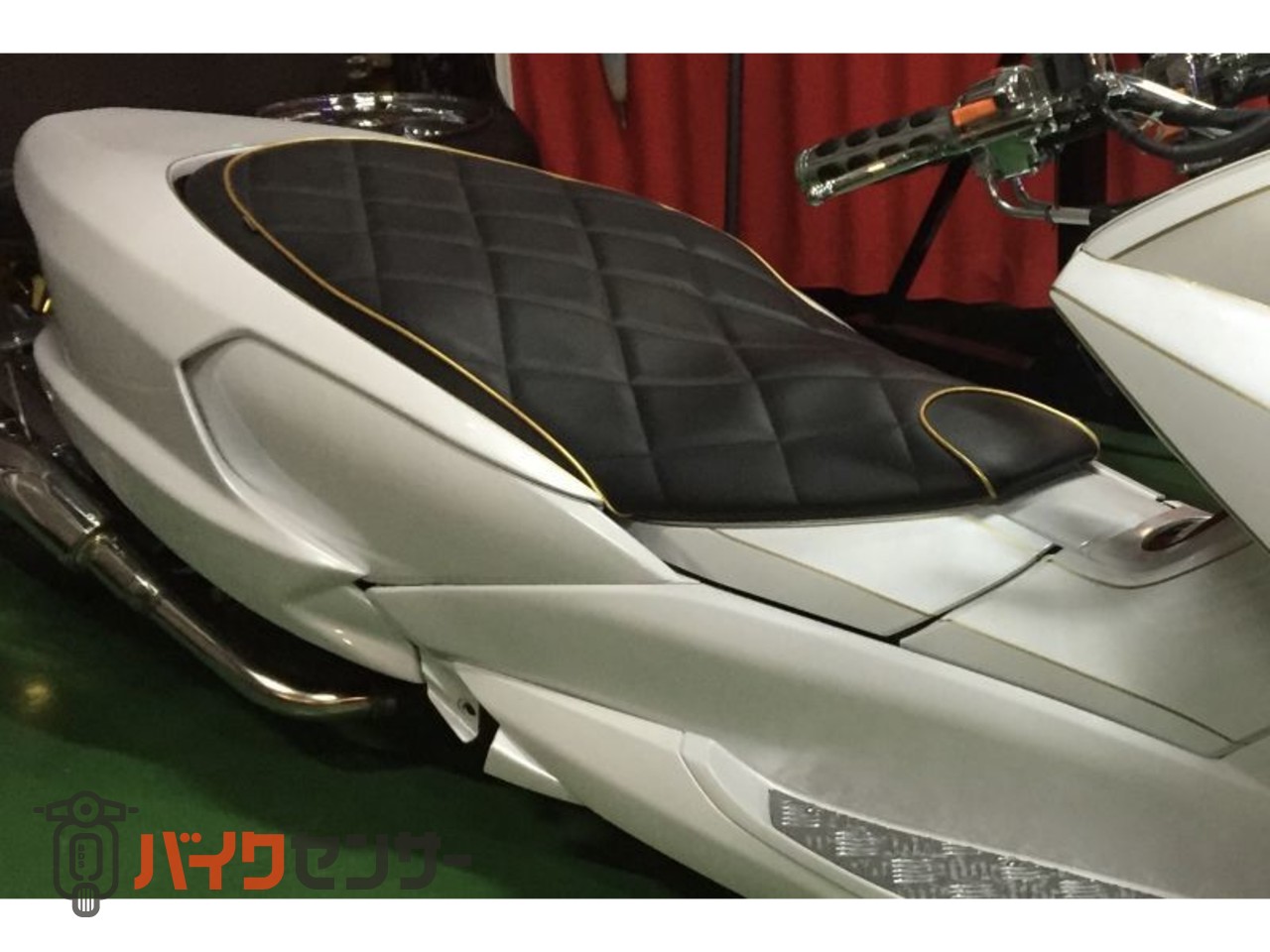 4d9マジェスティ ワンオフフラットシート VOGUE 4D9マジェスティ FRP フラットシートベース 張り替え用 （黒ゲル