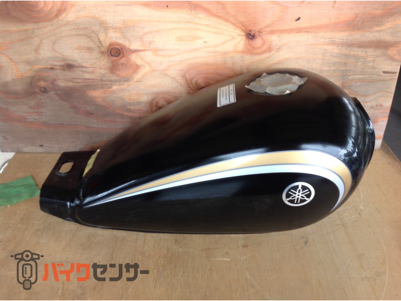 YB125SP タンク ブラック P007932| BDSバイクセンサー