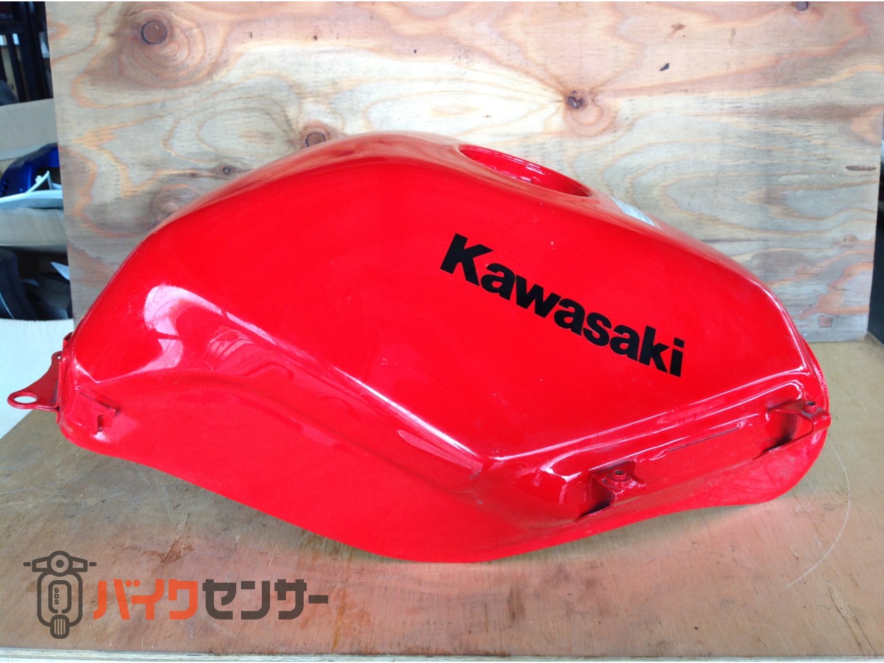 ニンジャ250 EX250K タンク レッド P007998| BDSバイクセンサー