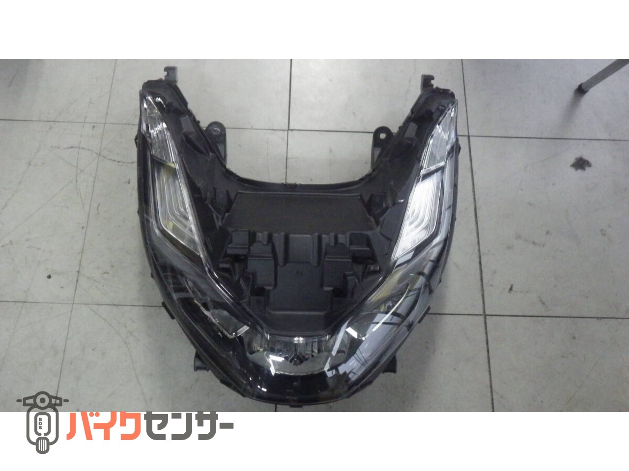PCX125(JK05) ヘッドライトアッセン 中古 美品 （A567） P008881| BDS