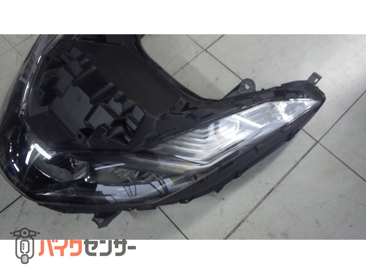 PCX125(JK05) ヘッドライトアッセン 中古 美品 （A567） P008881| BDS