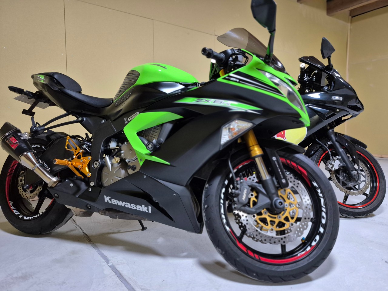 カワサキ NINJA ZX-6R エンジン動画あり！ 社外パーツ多数 B494077