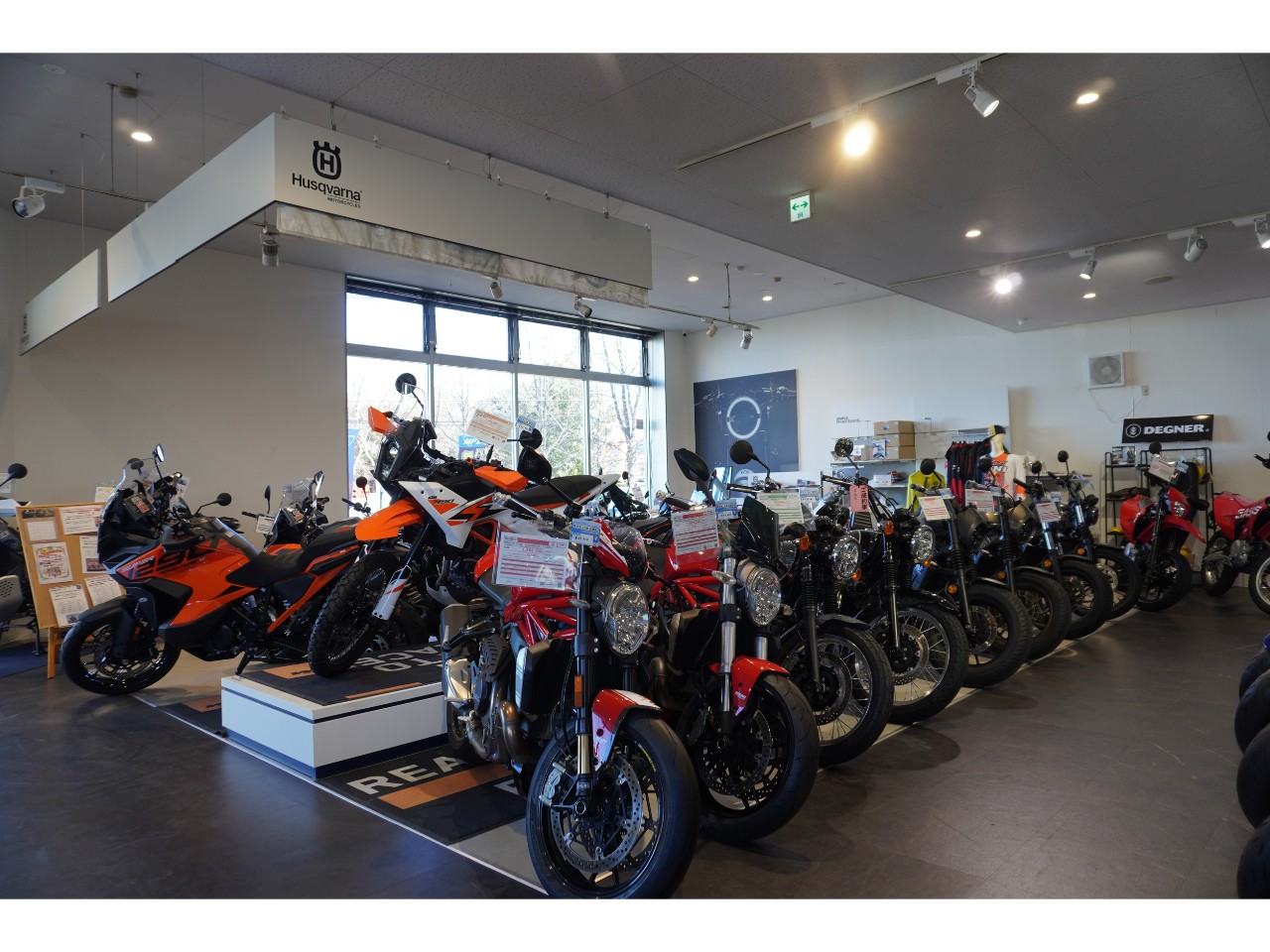 KTM 390アドベンチャーR 新車 B582401| BDSバイクセンサー