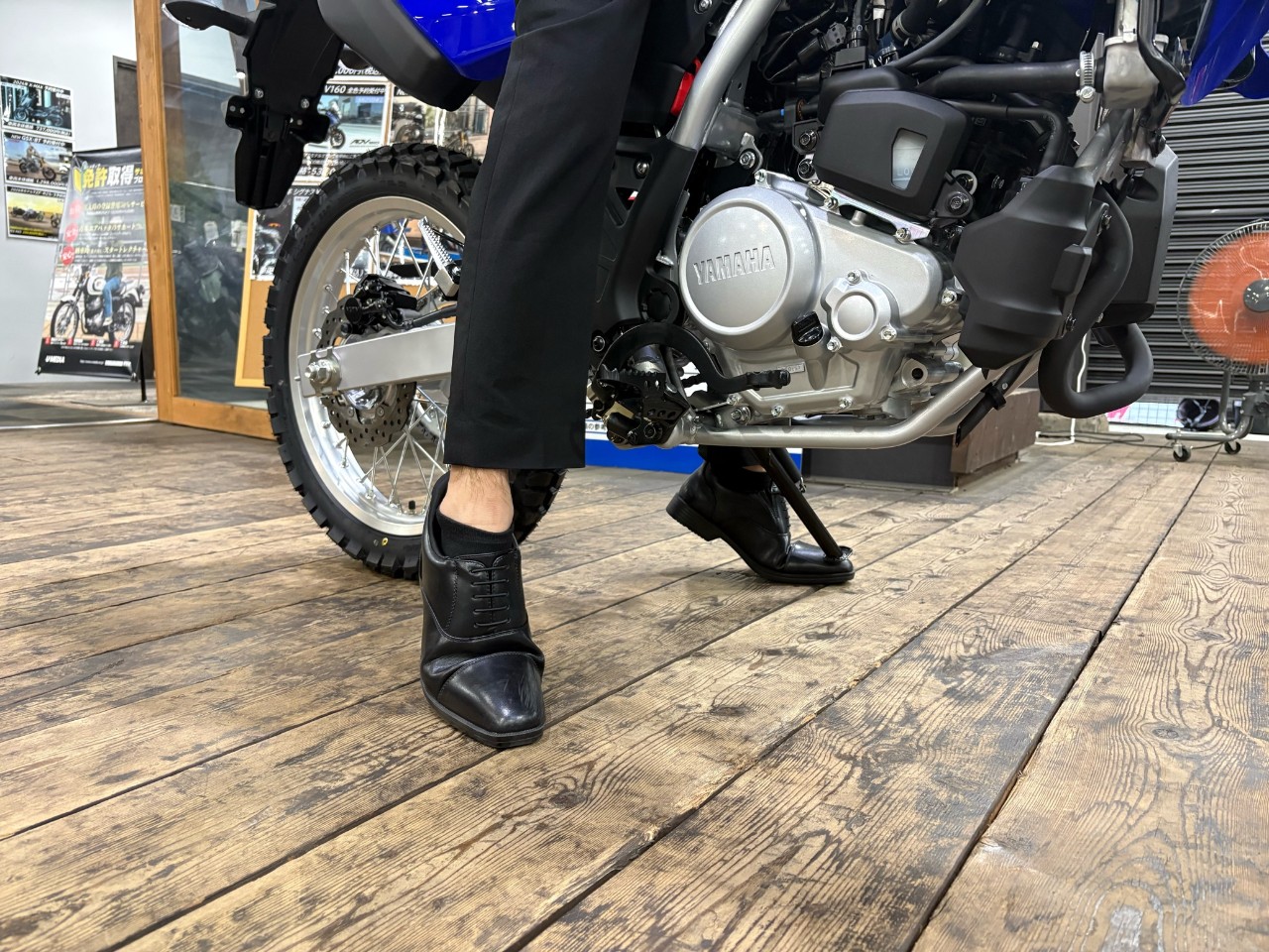 キャプション
