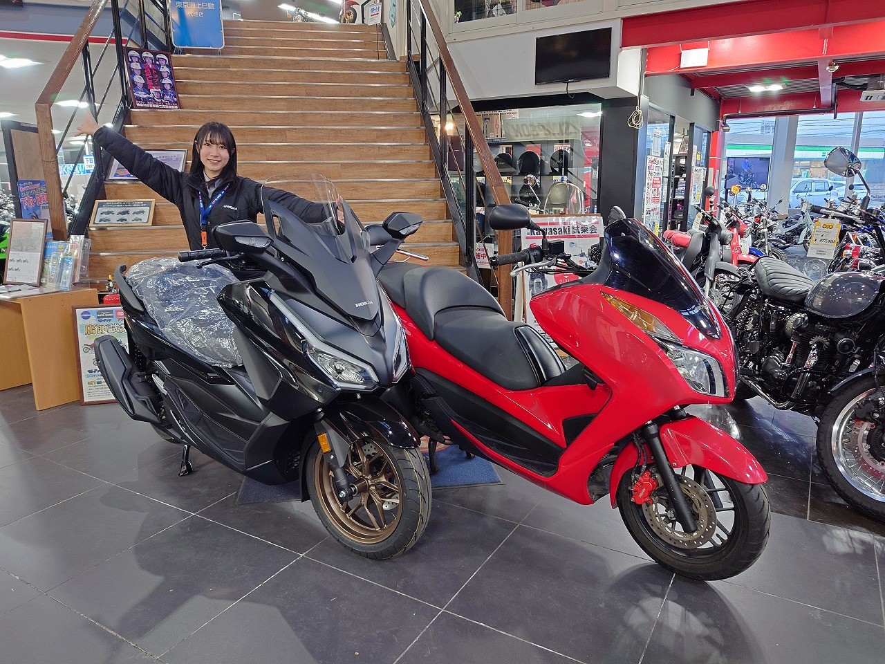 HONDA フォルツァ新/旧比較してみました！！| BDSバイクセンサー