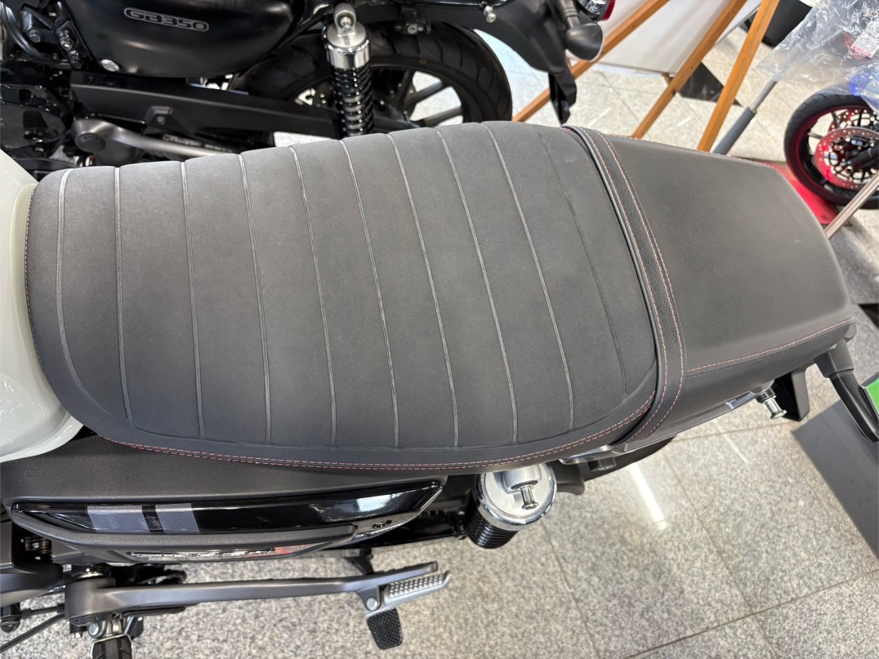 【中古】 ポテスタス/勁文社 Z－253－1 BS黒本体（B） | 製品詳細 | シーピー化成