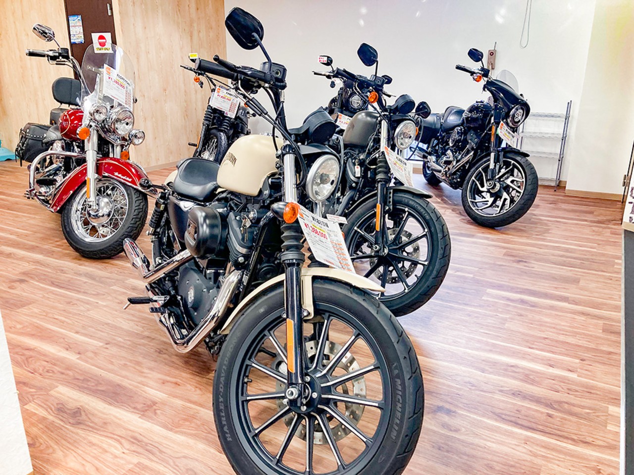 バイクランド 直販センター 環七鹿浜店| BDSバイクセンサー