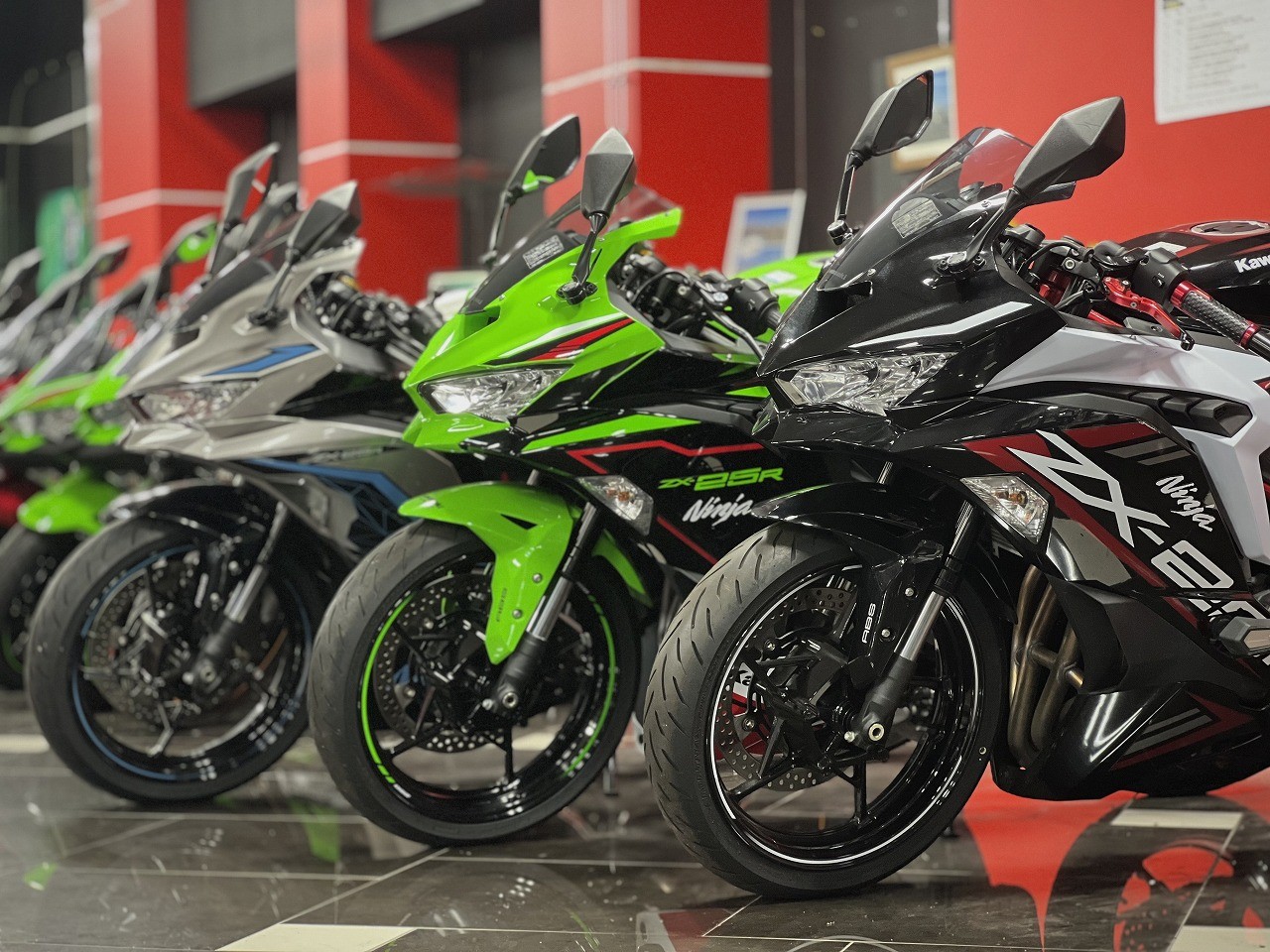 新型ZX-25RR入荷！| BDSバイクセンサー