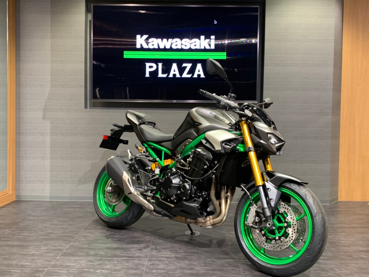 ケントさん専用 ボディ・キャリアのみ DAYTONA（バイク用品） デイトナ DAYTONA バイク用 純正キャリア