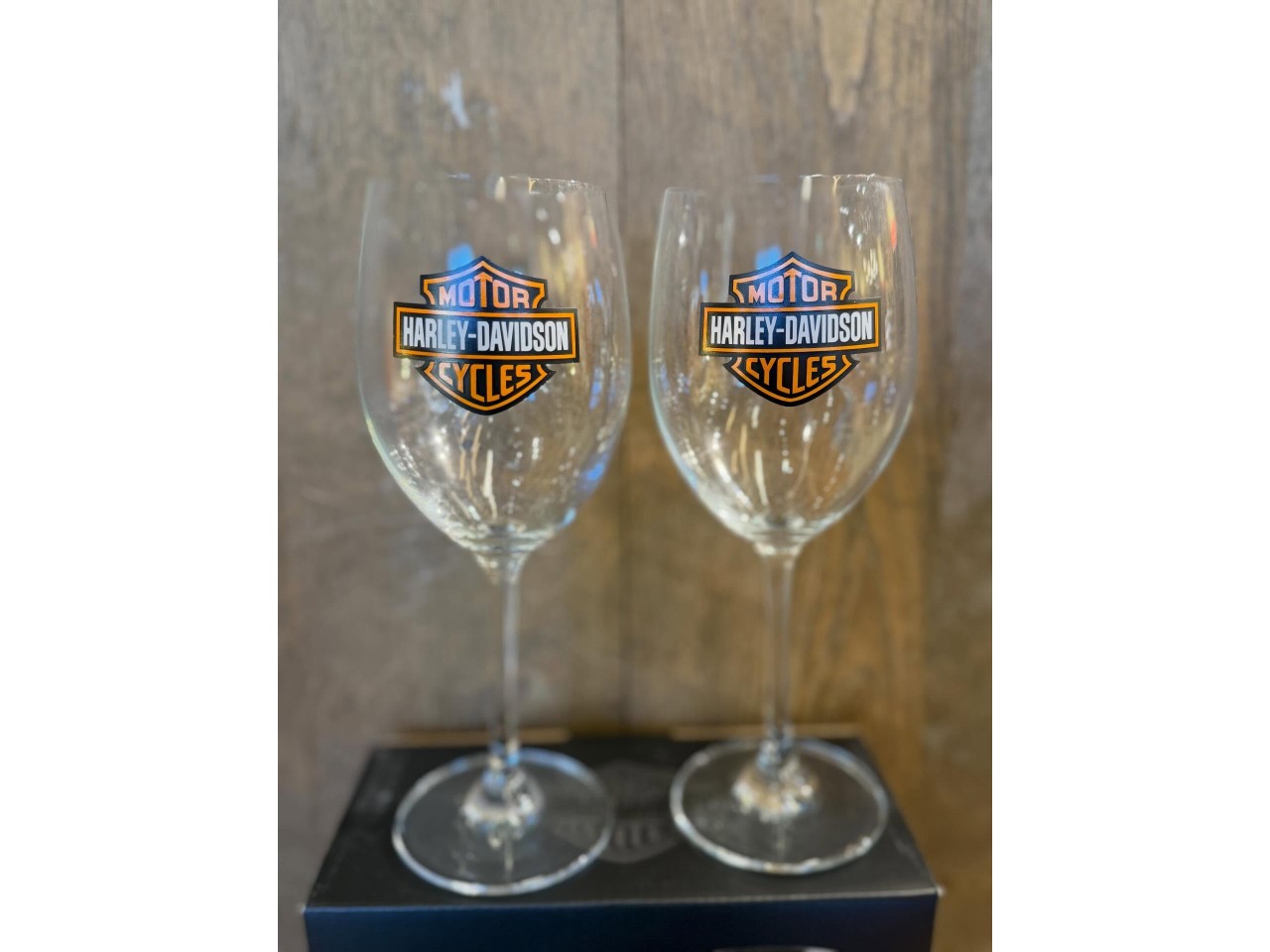 Bar&Shield logo Wine Glass Set| BDSバイクセンサー