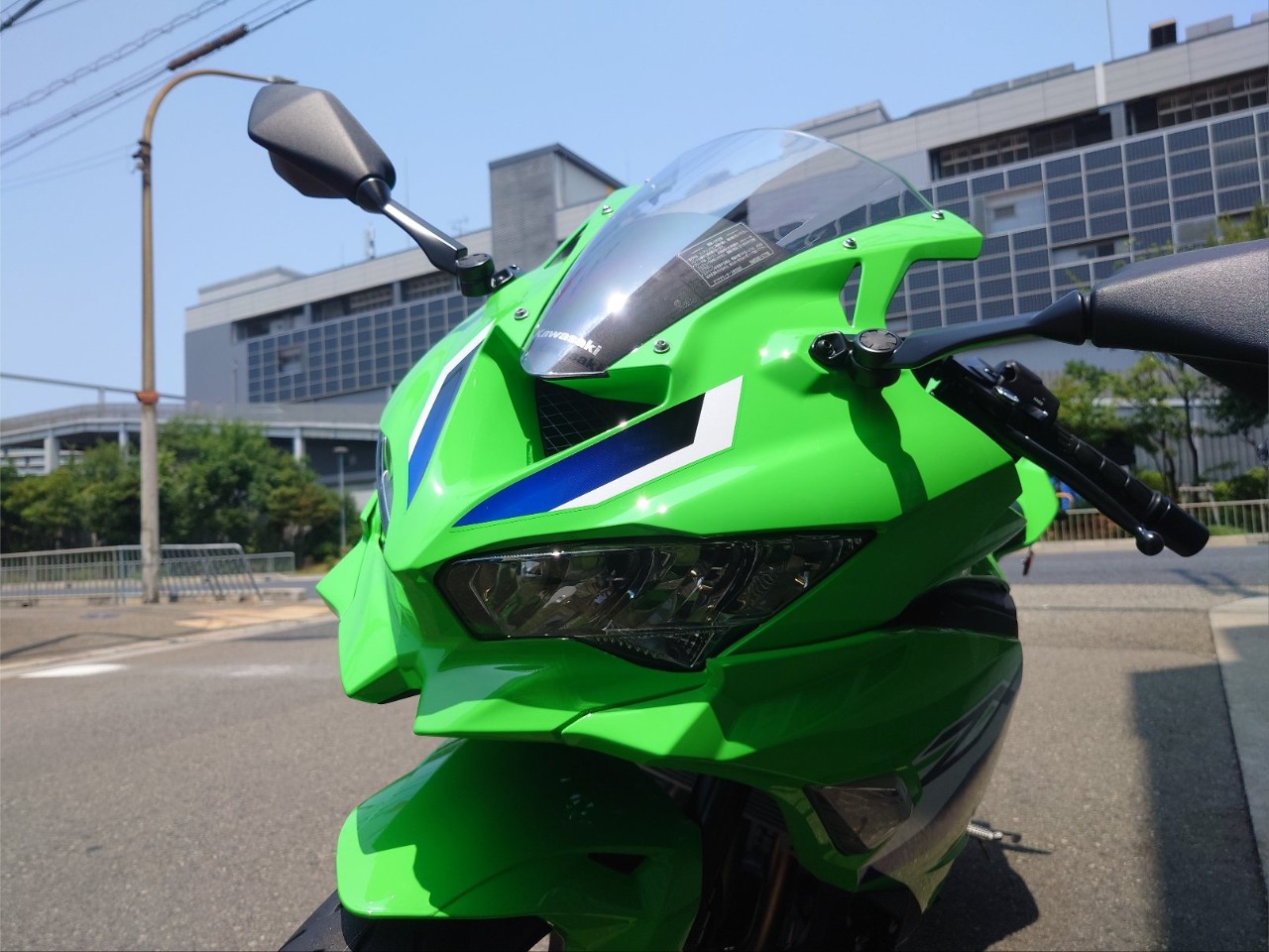 Ninja ZX-4RR 2027年モデル入荷！| BDSバイクセンサー