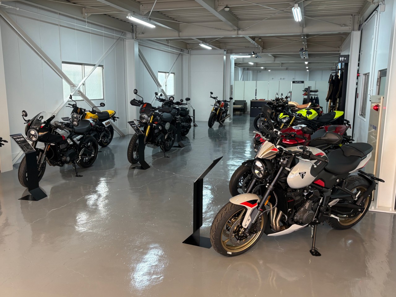 トライアンフ大阪東| BDSバイクセンサー