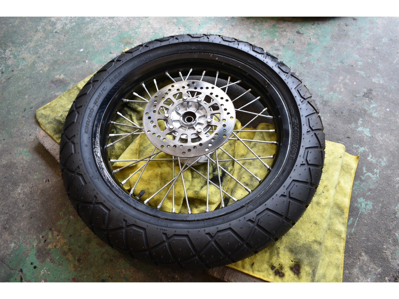 タイヤ　わかめ MONSTA TYRES 4本セット 225/60R18 2025年製 モンスタ TERRAIN