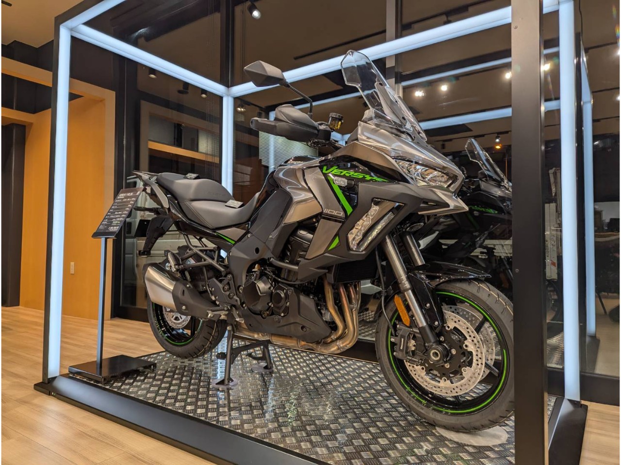 カワサキ 【外周動画あり】NINJA ZX-6R KRT EDITION 2025年モデル