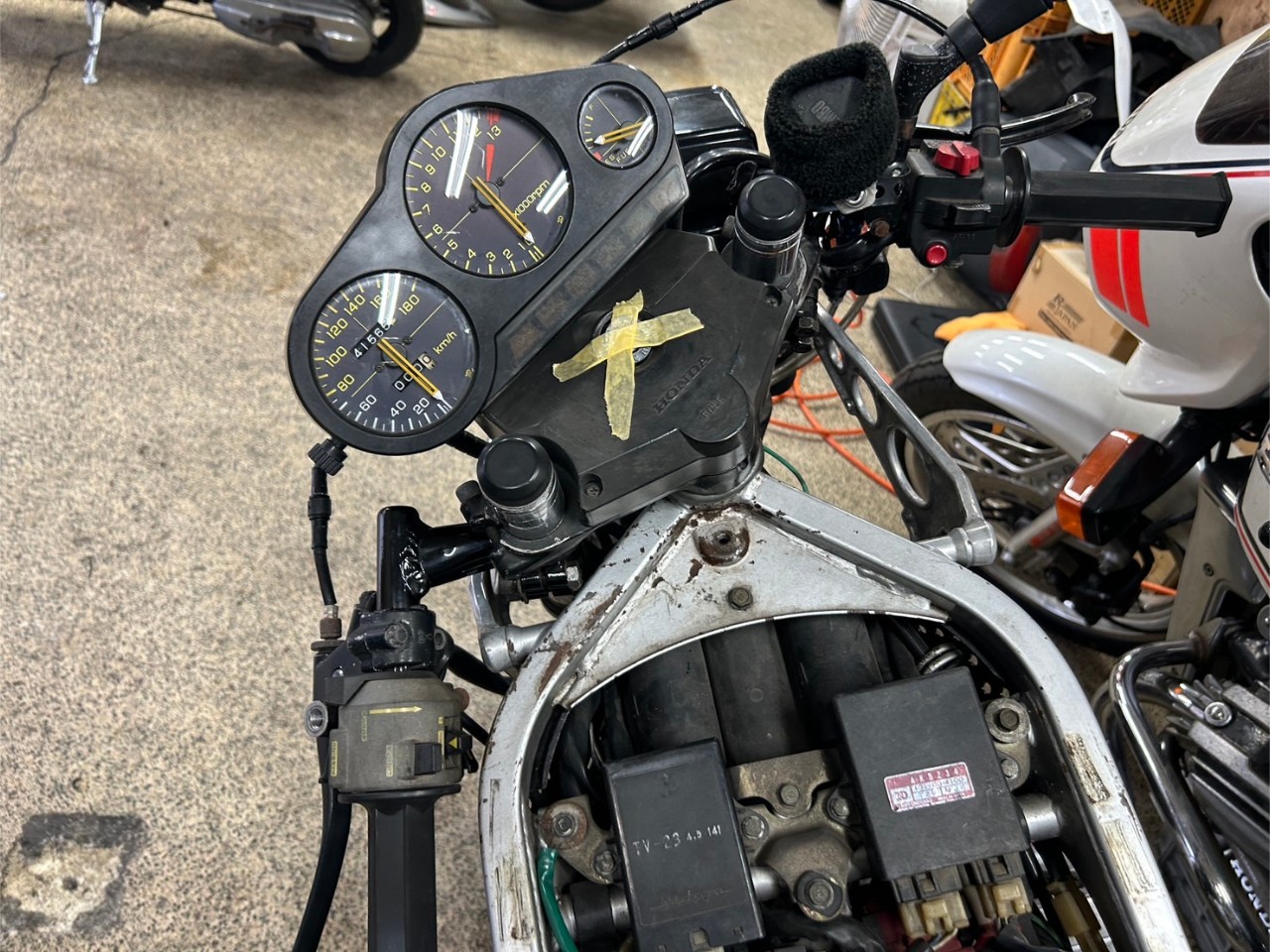 cbr400f ひー Yahoo!オークション - ホンダ CBR400F BEETテールカウル 当時