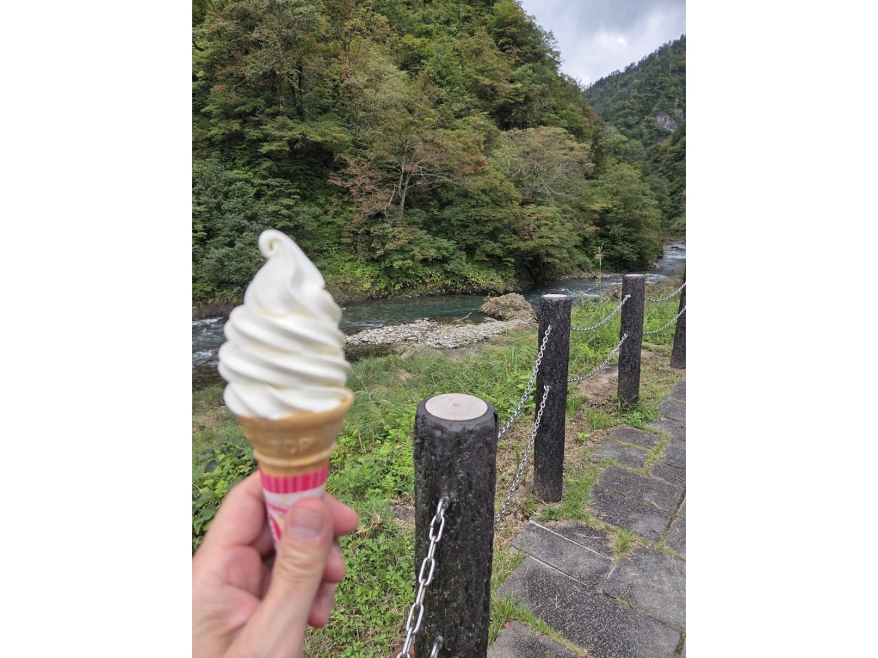 キャプション