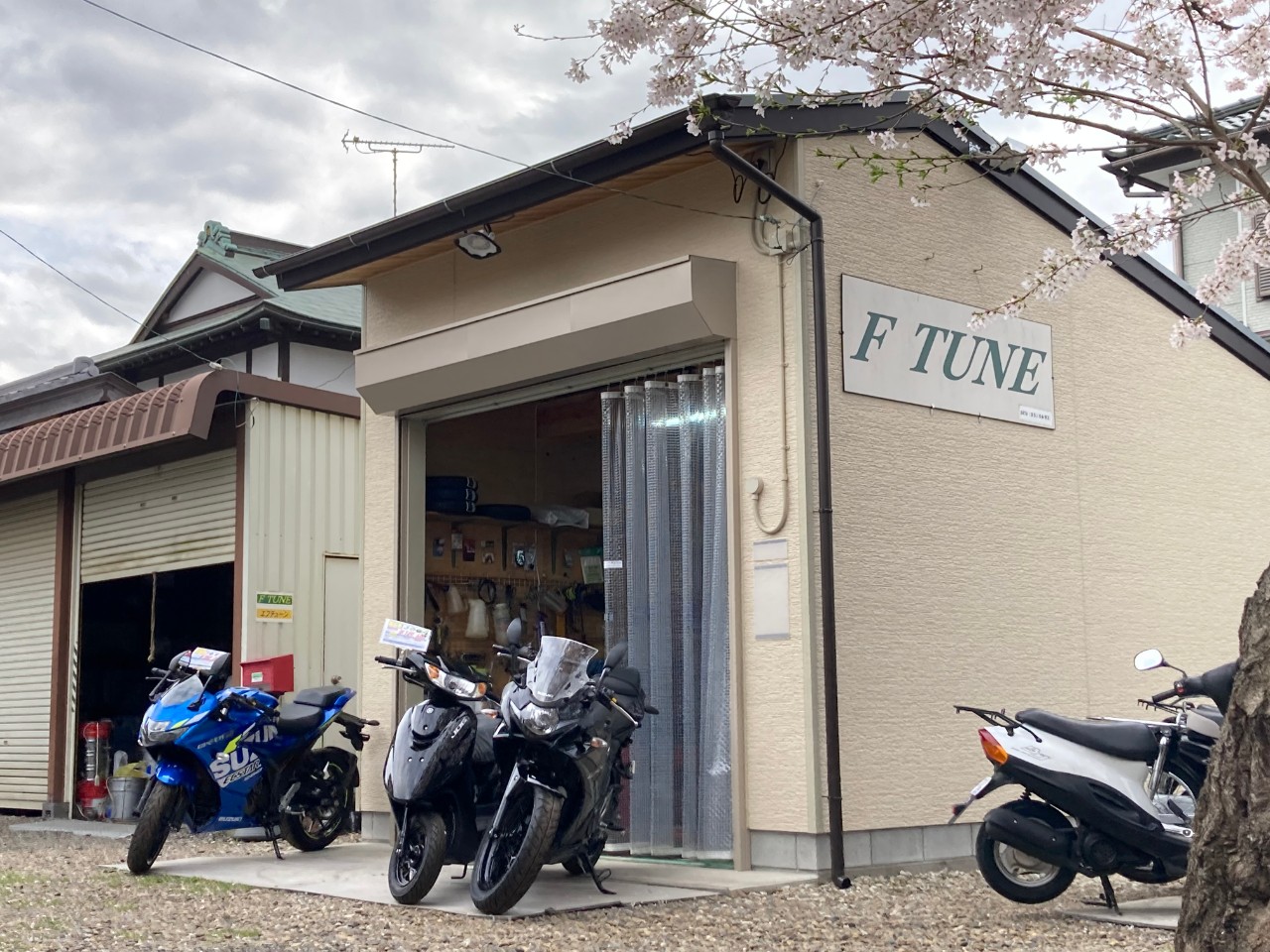F TUNE(エフチューン)の外観