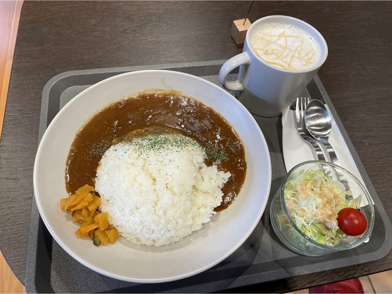 キャプション