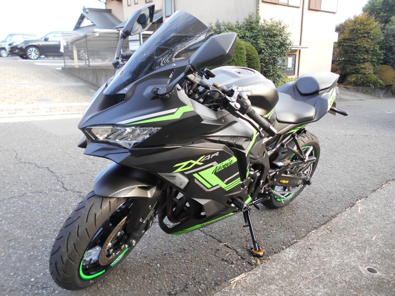 専用出品　外装残り分 KAWASAKI NINJA ZX-4R SE 外装変更中| BDSバイクセンサー