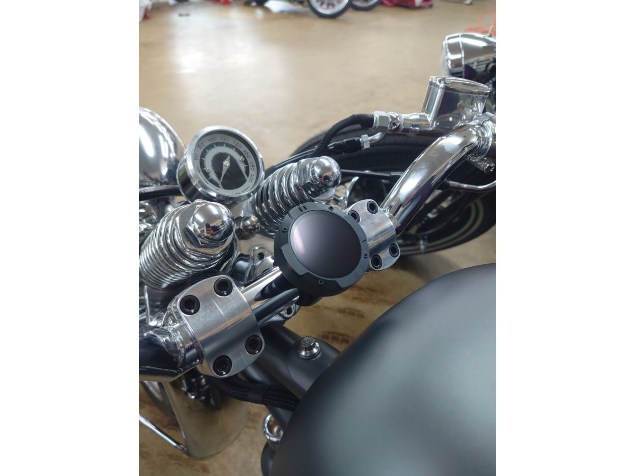 2点　専用になります。 MotoIIナビゲーション」リジットハーレー乗りの新定番！| BDS