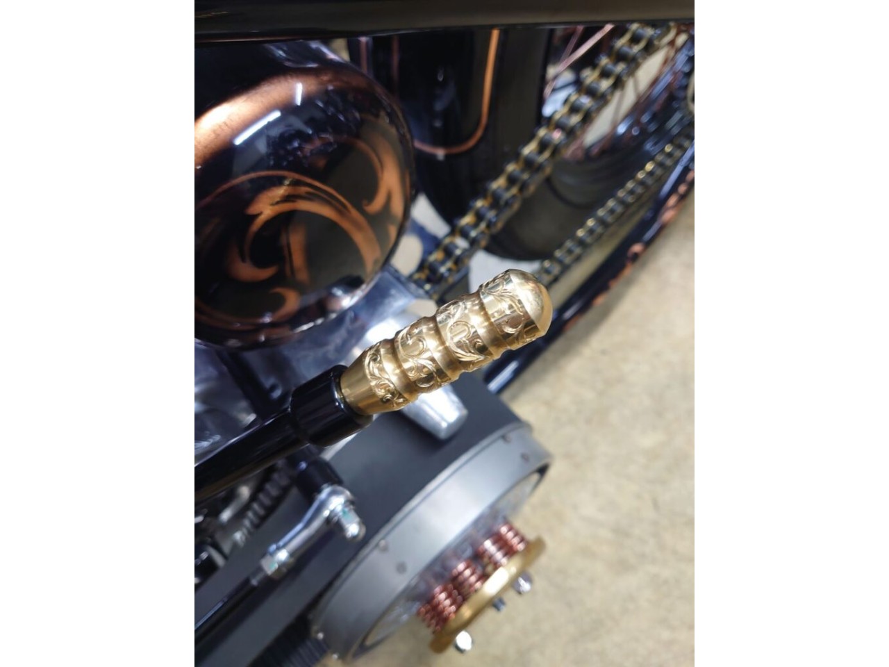 真鍮製エングレービング灰皿 Brass Ashtray｜真鍮製の灰皿