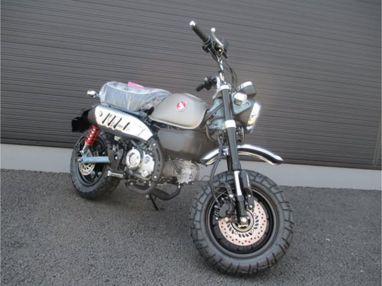 入荷情報】ホンダ『モンキー125』パールカデットグレー| BDSバイクセンサー