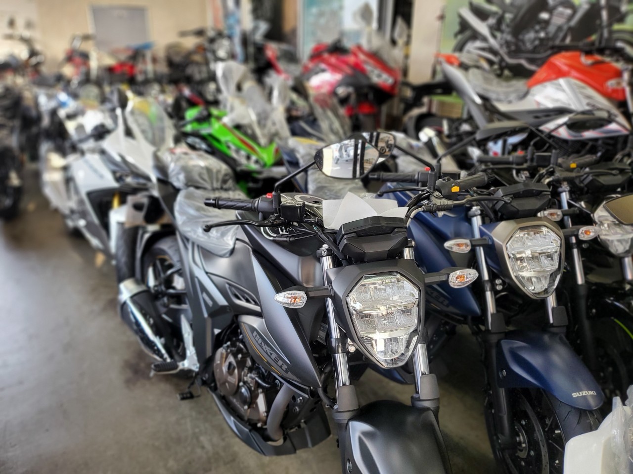 スズキ GSX-R125 USB ABS 2021年 ワンオーナー やる気のある見た目