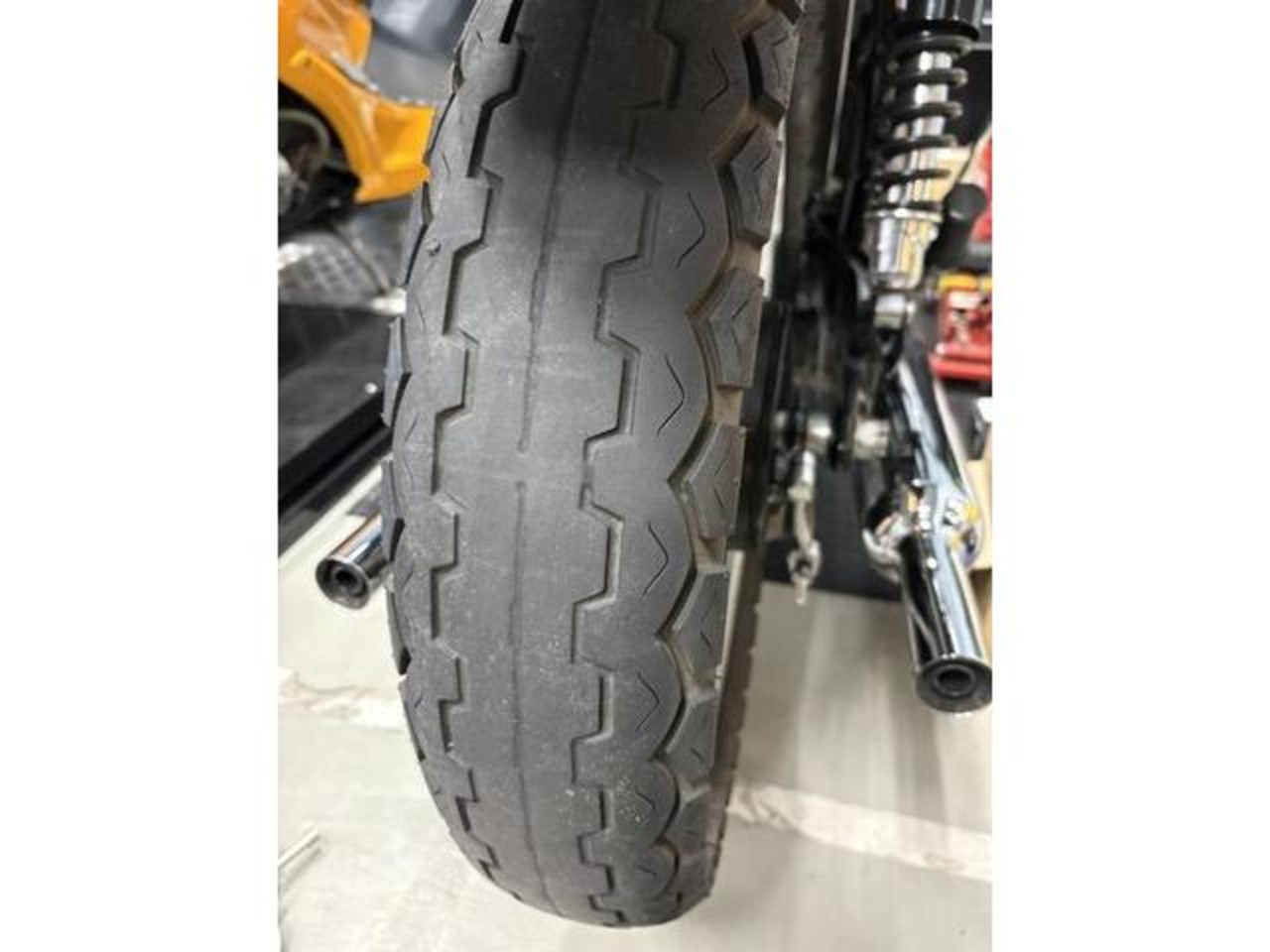 カワサキ W650 タイヤ交換| BDSバイクセンサー