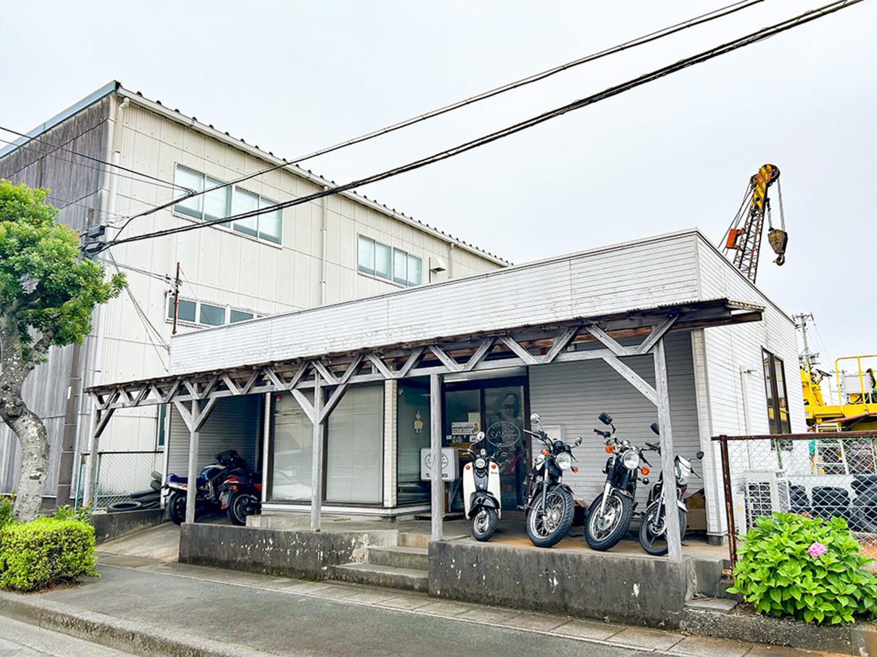 有限会社ライダーハウス スポットの外観
