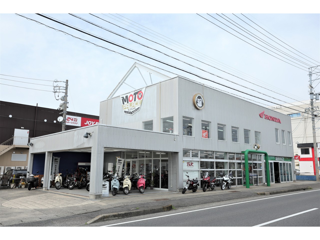 MOTO PALACE 鈴鹿 (モトパレス鈴鹿)の外観