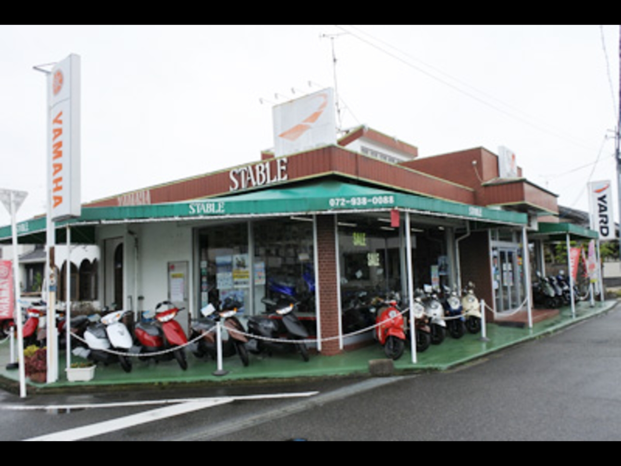 バイクショップ ステイブルの外観
