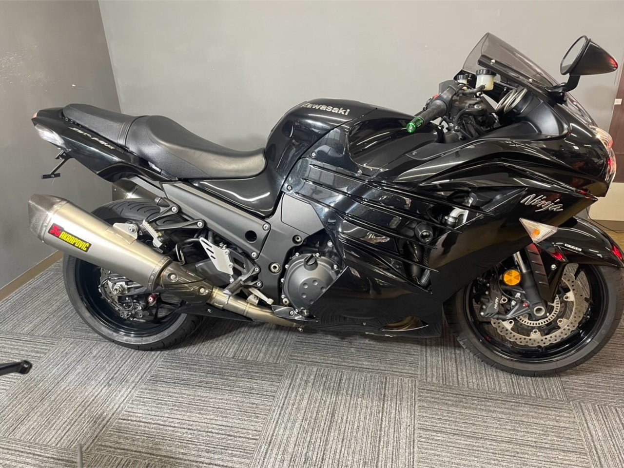 カワサキ ニンジャ ZX-14R 入荷致しました| BDSバイクセンサー