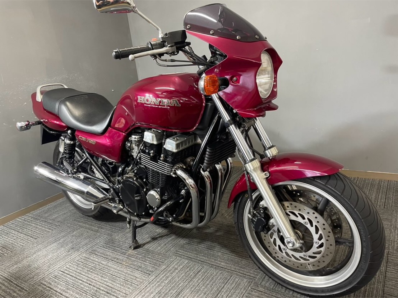 ホンダ CB750 ビキニカウル付き！ 入荷致しました！| BDSバイクセンサー