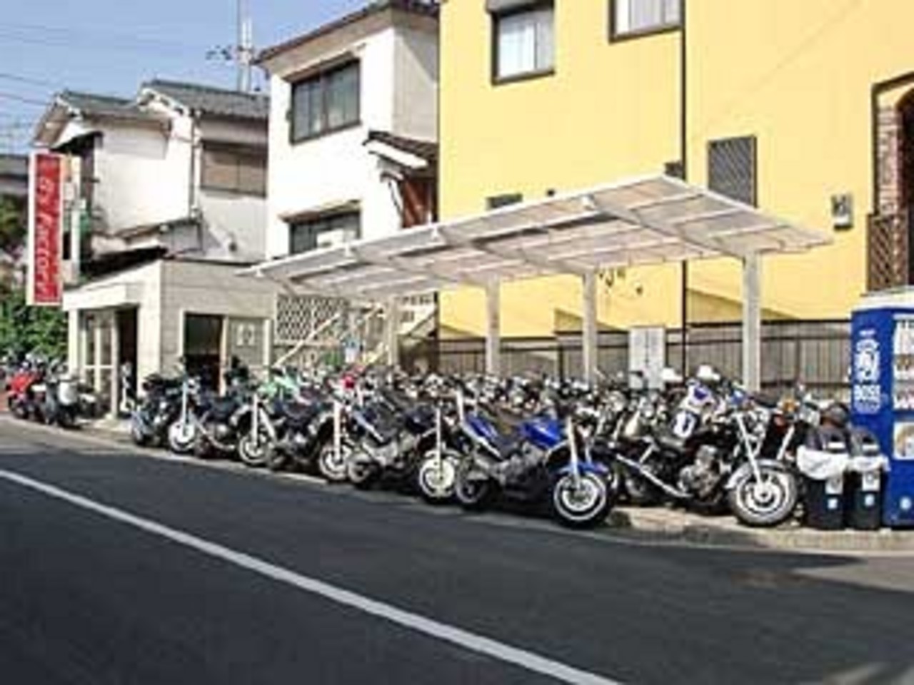 BIKESHOP ビーズファクトリーの外観