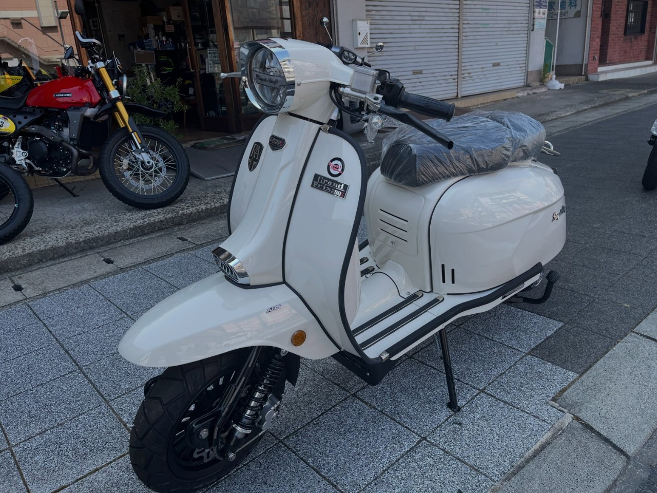 キャプション