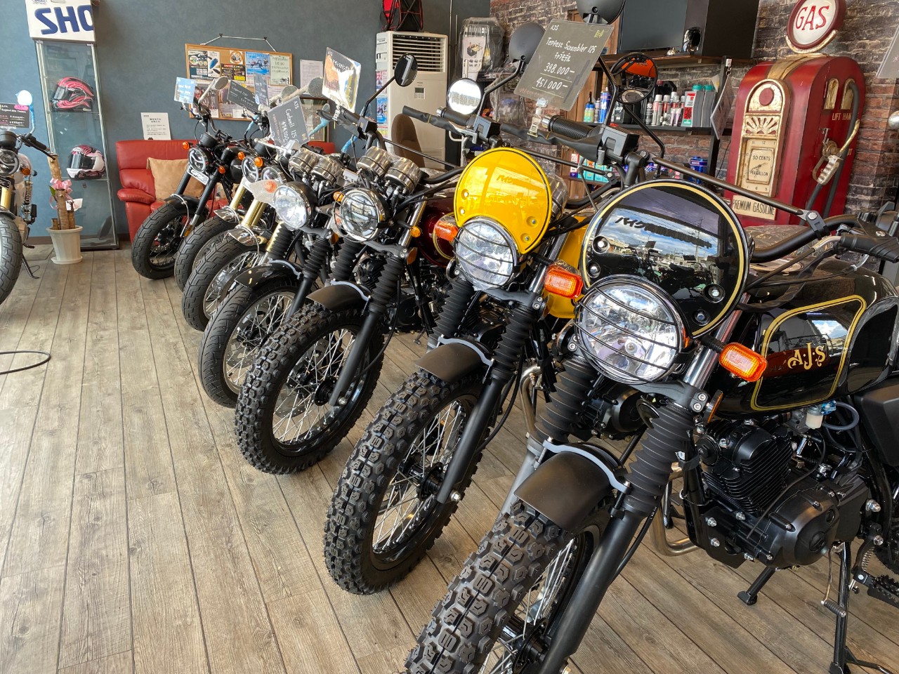 ヤマハ SR400 RH01J オールペン アルミタンク VMサイレンサー カスタム