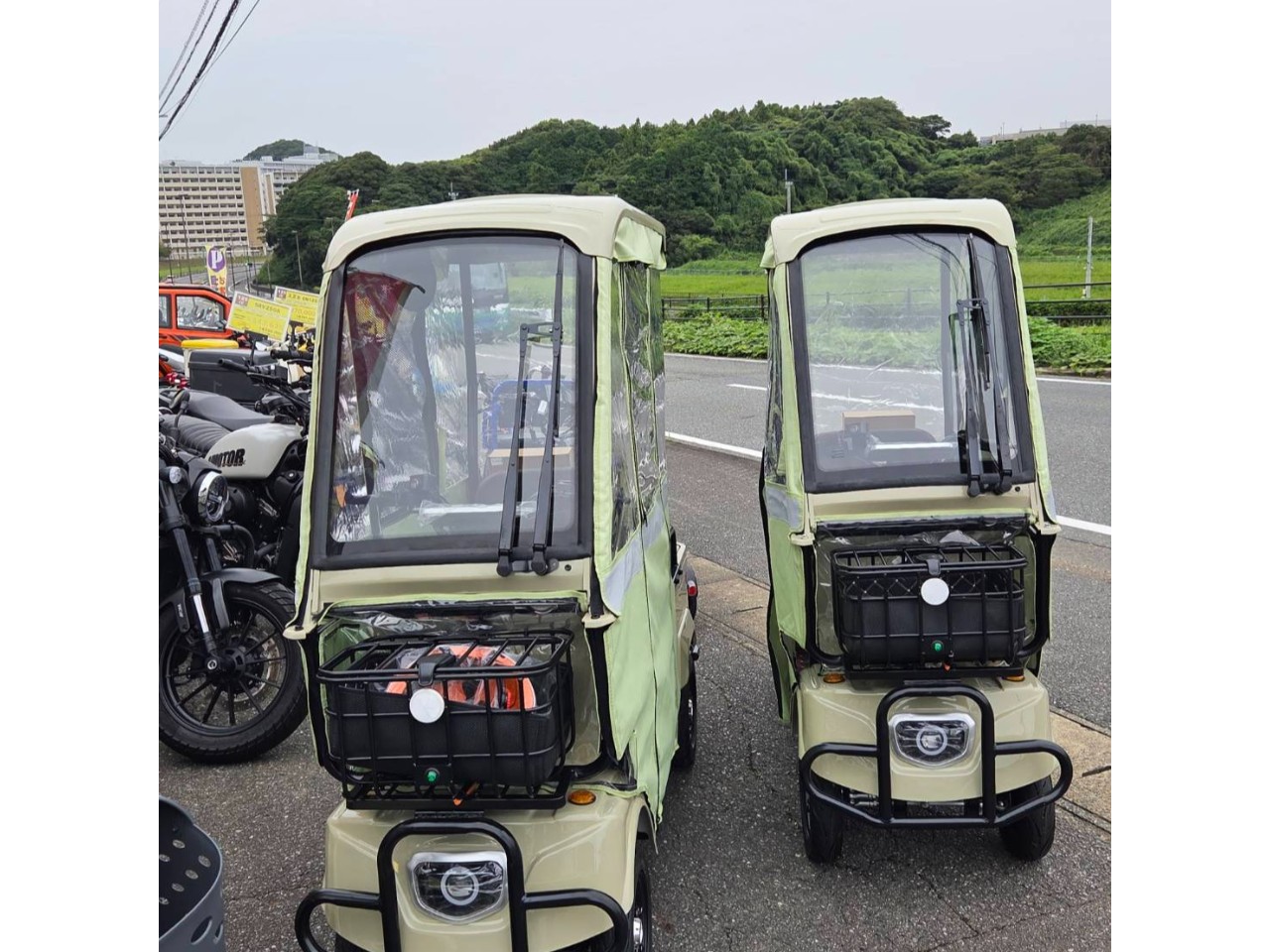 キャプション